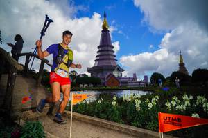 BIB: 3180
                            <button type="button" onclick="openModal(19228817)" class="btn btn-primary btn-sm float-right btn-popup" data-toggle="modal" data-target=".modal-high-quality">
                        <i class="fas fa-shopping-cart"></i> Add to Cart
                    </button>
                                            <button type="button" onclick="isThisMe(19228817, true)" class="btn btn-success btn-sm float-right btn-popup btn-isme hidden" data-toggle="tooltip" data-placement="bottom" title="นี่คือรูปของคุณใช่ไหม คลิกที่นี่เพื่อเอาเข้าอัลบั้ม">
                        <i class="fas fa-plus"></i> Add to album
                    </button>
                    <button type="button" onclick="isThisMe(19228817, false)" class="btn btn-warning btn-sm float-right btn-popup btn-isnotme hidden">
                        <i class="fas fa-ban"></i> Remove from album
                    </button>